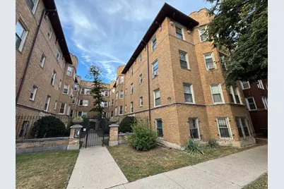 2212 E 70th Street #2D, Chicago, IL 60649 - Photo 8