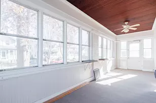 401 Willard Ave, Bloomington, IL 61701 - Photo 4