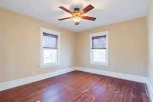 401 Willard Ave, Bloomington, IL 61701 - Photo 18