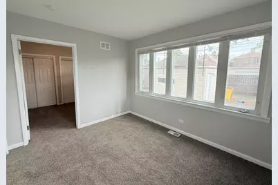 5245 S Mayfield Avenue, Chicago, IL 60638 - Photo 12