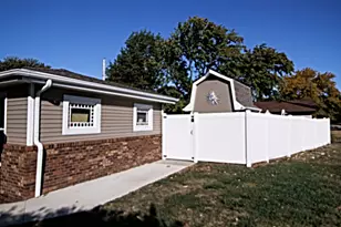 11 Kennedy Ct, Philo, IL 61864 - Photo 2