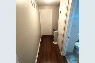 2430 E 73rd Street, Chicago, IL 60649 - Photo 16