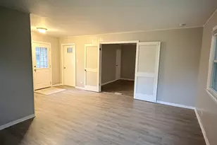 338 Waldmann Dr, Park Forest, IL 60466 - Photo 8