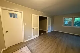 338 Waldmann Dr, Park Forest, IL 60466 - Photo 10