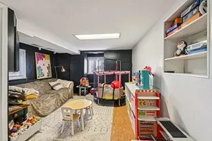 694 S York St, Elmhurst, IL 60126 - Photo 34