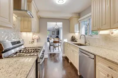 834 Poplar Lane, Deerfield, IL 60015 - Photo 12