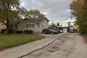 1472 Van Dam Rd, South Holland, IL 60473 - Photo 1