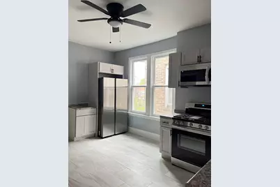 3821 W Fillmore Street #1R, Chicago, IL 60624 - Photo 2