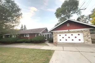 2320 W 101st St, Chicago, IL 60643 - Photo 2