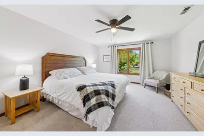 5873 Walnut Avenue, Downers Grove, IL 60516 - Photo 12