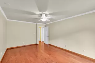 107 N Elm St, Champaign, IL 61820 - Photo 24