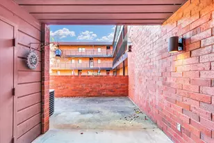 107 N Elm St, Champaign, IL 61820 - Photo 28