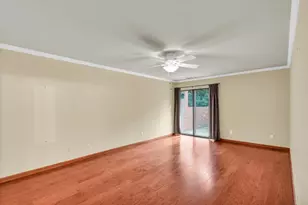 107 N Elm St, Champaign, IL 61820 - Photo 18