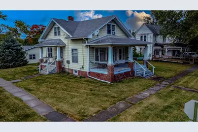 300 N Axtel Avenue, Milford, IL 60953 - Photo 2
