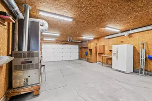 501 E McClelland St, Monticello, IL 61856 - Photo 22