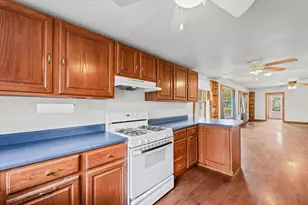 501 E McClelland St, Monticello, IL 61856 - Photo 14