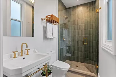 [Address not provided], Chicago, IL 60618 - Photo 12