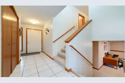 13116 Springhill Drive, Winnebago, IL 61088 - Photo 6