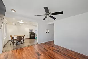 11342 S Ave J, Chicago, IL 60617 - Photo 2