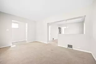 6152 S Austin Ave, Chicago, IL 60638 - Photo 10