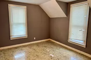 375 W Franklin St, Paxton, IL 60957 - Photo 30