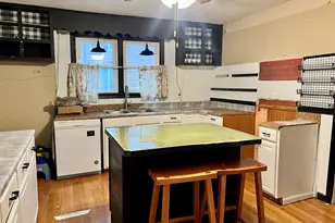 375 W Franklin St, Paxton, IL 60957 - Photo 8