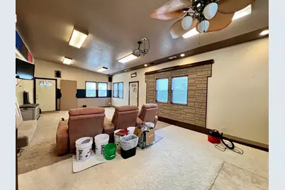 977 N Oakland Avenue, Decatur, IL 62522 - Photo 48