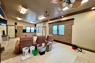 977 N Oakland Ave, Decatur, IL 62522 - Photo 48