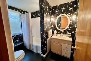 977 N Oakland Ave, Decatur, IL 62522 - Photo 34