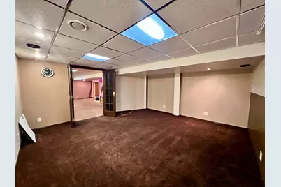 977 N Oakland Avenue, Decatur, IL 62522 - Photo 42