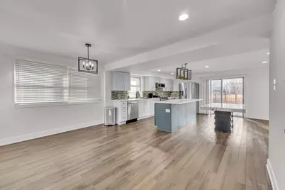 16524 Brockton Lane, Oak Forest, IL 60452 - Photo 8