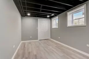 3115 W Flournoy St, Chicago, IL 60612 - Photo 18