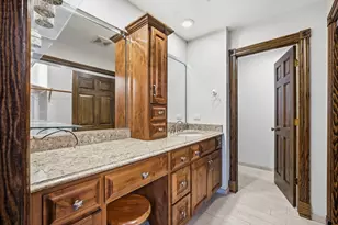 10912 Circle Dr, Palos Hills, IL 60465 - Photo 22