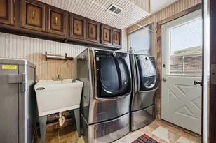 10912 Circle Dr, Palos Hills, IL 60465 - Photo 18