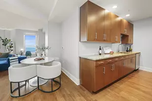 850 N Lake Shore Dr, Chicago, IL 60611 - Photo 16