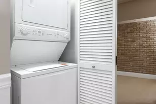 6420 Double Eagle Dr, Woodridge, IL 60517 - Photo 24