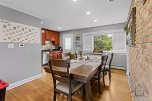 1710 Dempster St, Park Ridge, IL 60068 - Photo 4