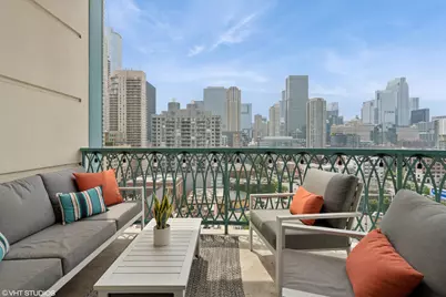 60 W Erie Street #1302, Chicago, IL 60654 - Photo 16