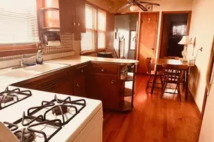 2925 N Troy St, Chicago, IL 60618 - Photo 10