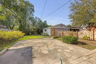 4433 W 100th St, Oak Lawn, IL 60453 - Photo 30