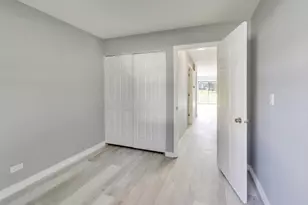 609 Hanover Ct, Schaumburg, IL 60194 - Photo 14