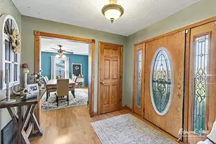 104 W Cottage St, Sheldon, IL 60966 - Photo 4