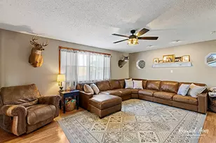 104 W Cottage St, Sheldon, IL 60966 - Photo 6