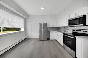 2710 W Summerdale Ave, Chicago, IL 60625 - Photo 6