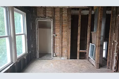 6925 S Stewart Avenue, Chicago, IL 60621 - Photo 8