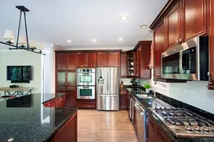 5209 Commonwealth Ave, Western Springs, IL 60558 - Photo 10