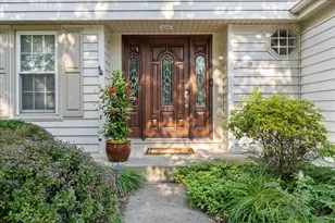 1432 Calcutta Ln, Naperville, IL 60563 - Photo 6