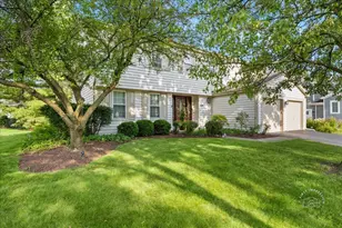 1432 Calcutta Ln, Naperville, IL 60563 - Photo 2