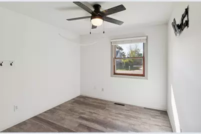 13058 W 29th Street, Wadsworth, IL 60099 - Photo 14