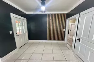 320 Shaw St, Rockford, IL 61104 - Photo 4